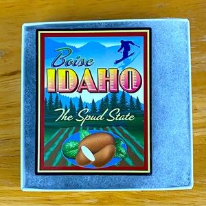 Vintage Style Pop Art Colorful Souvenir Travel Magnet Boise Idaho